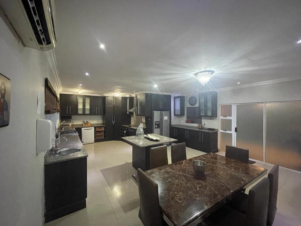 Illovo Beach house Amanzimtoti Exteriér fotografie